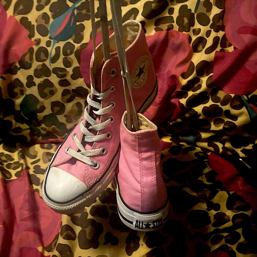 Converse Bubble Gum Pink Hi-top Chucks